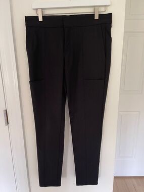 Athleta Headlands Hybrid Trek Cargo Pant Black 4P Petite